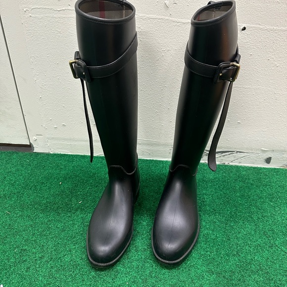Burberry Belted Rain boots Size 37 - Picture 2 of 12